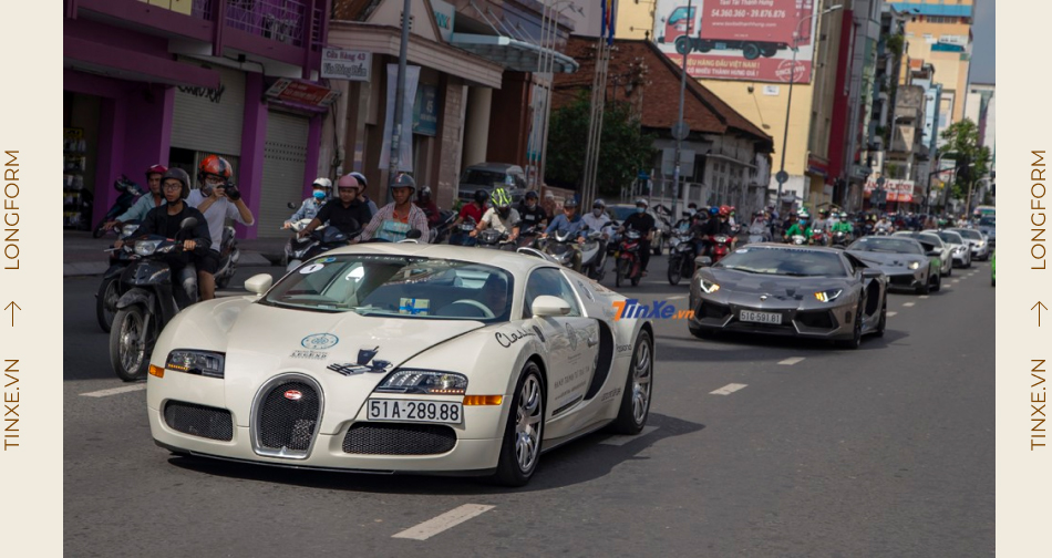 Chiếc Bugatti Veyron của đại gia cà phê lăn bánh trên đường